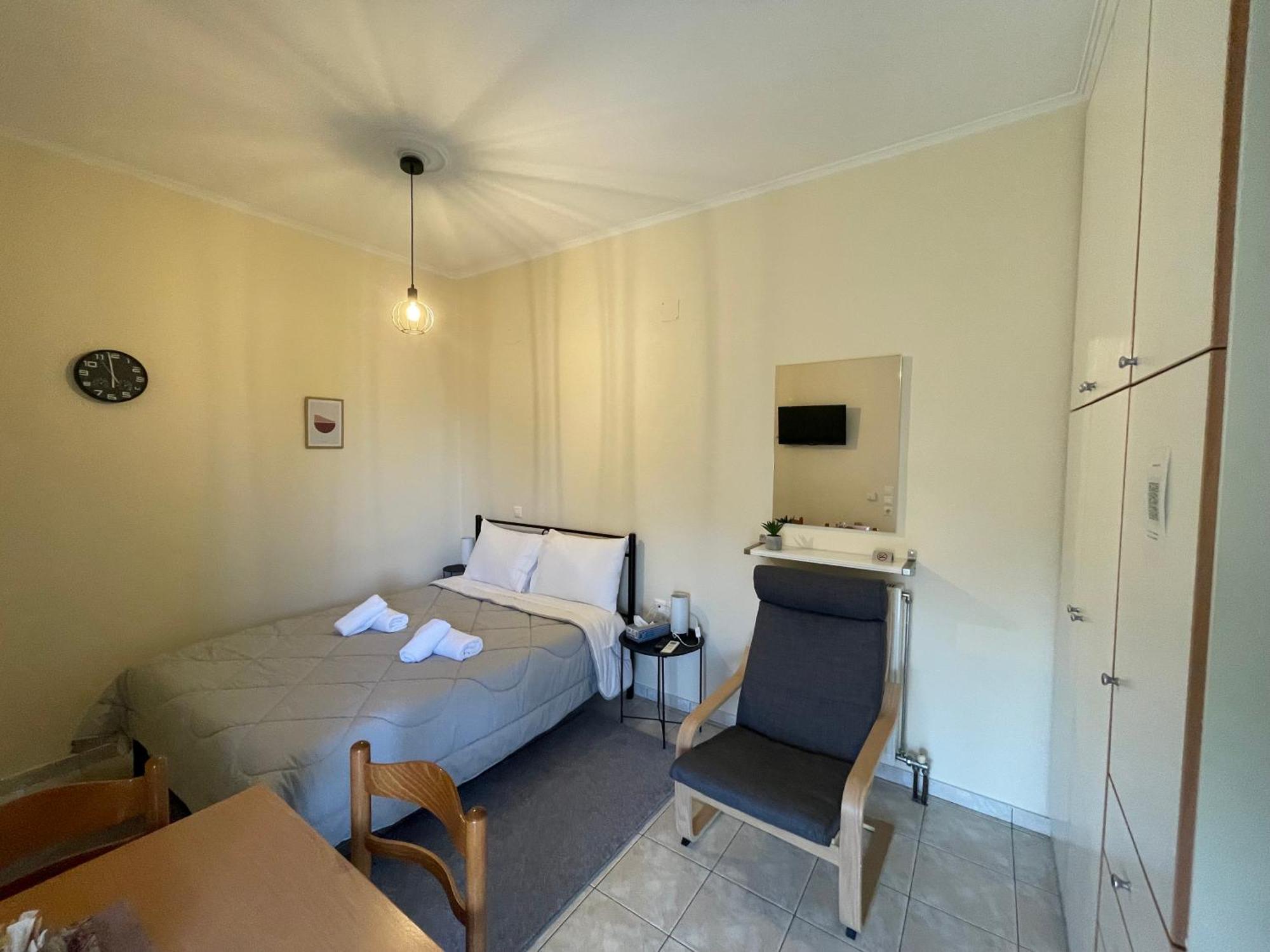 Flo'S Apartment Mesolóngion Екстериор снимка